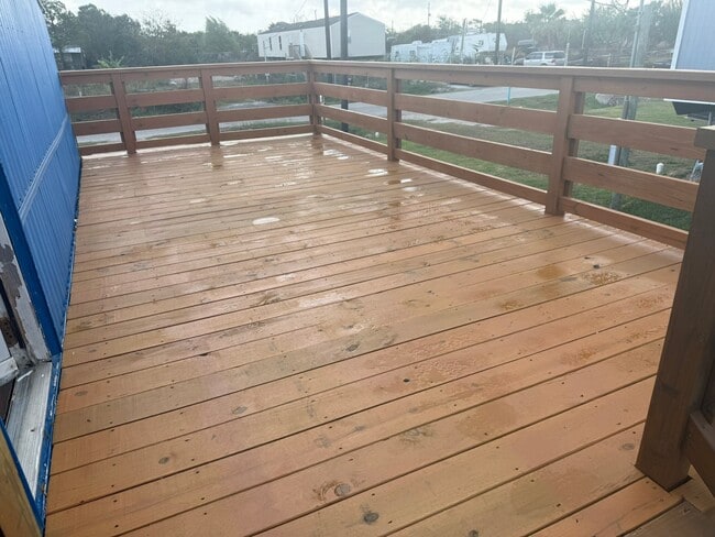 Building Photo - 428 15th St