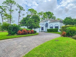 Building Photo - 1 Bay Pointe Dr