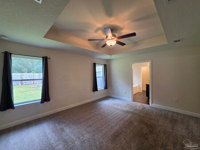 Building Photo - 5165 Peach Dr