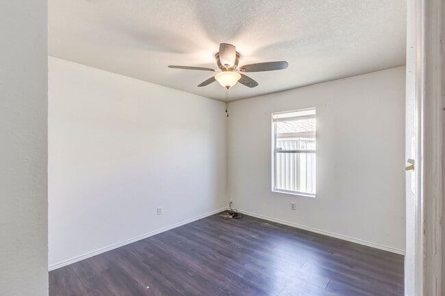 Building Photo - 4501 Jake Spoon Dr