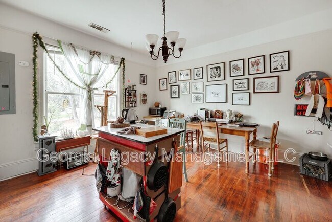 Building Photo - 295 Oglethorpe Ave