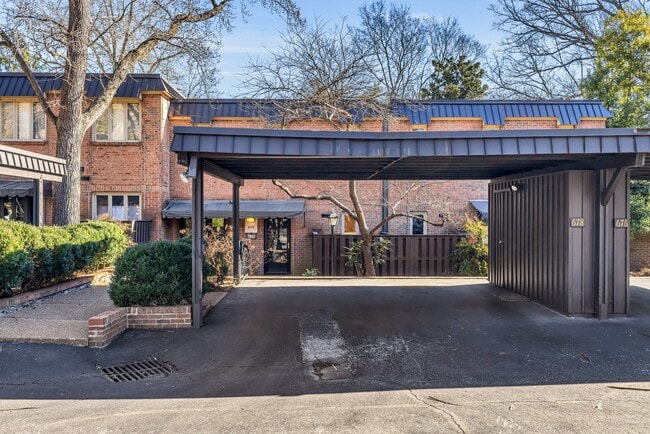 Building Photo - 678 Timber Ln