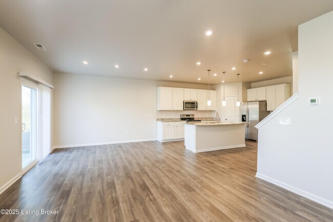 Building Photo - 621 Toll House Ct