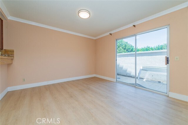 Building Photo - 58 Agostino
