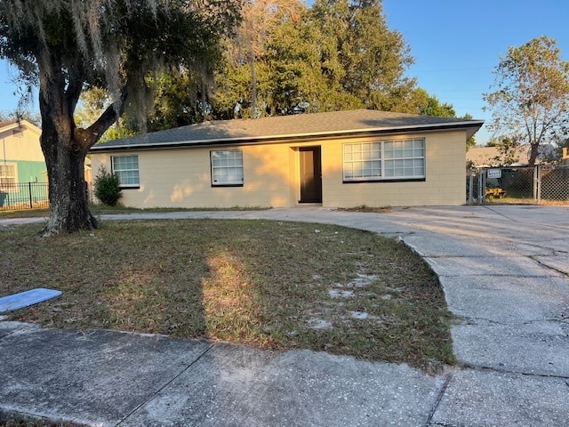 Building Photo - 608 Maggie Cir