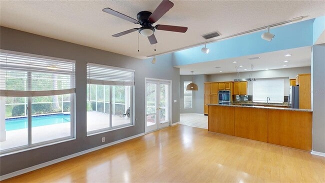 Building Photo - 17833 Green Willow Dr