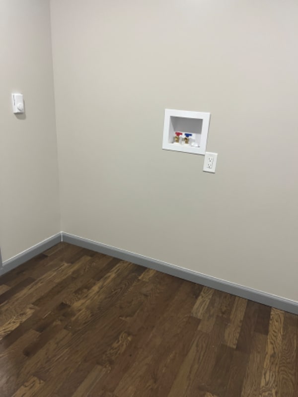 Building Photo - 15 Dempster St