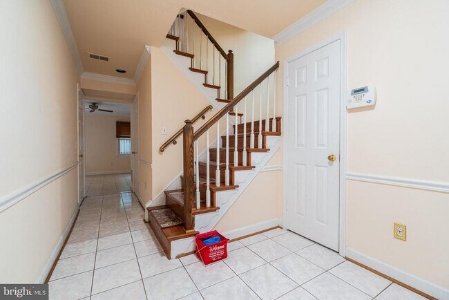 Building Photo - 3548 S George Mason Dr