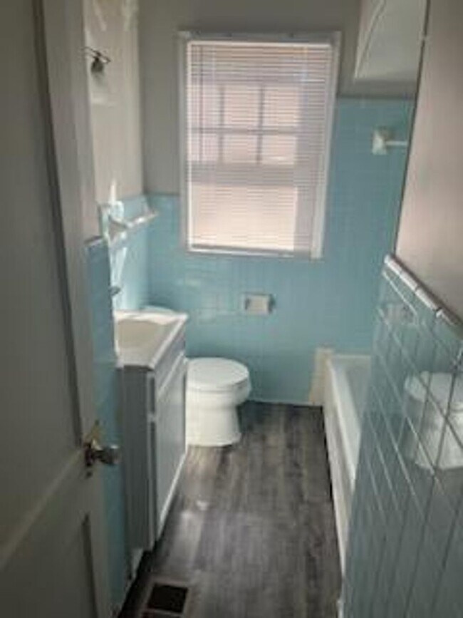 Building Photo - 3427 S Prescott Cir