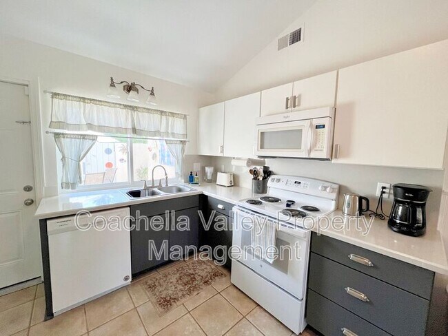 Building Photo - 2010 Lawrence Crossley Rd