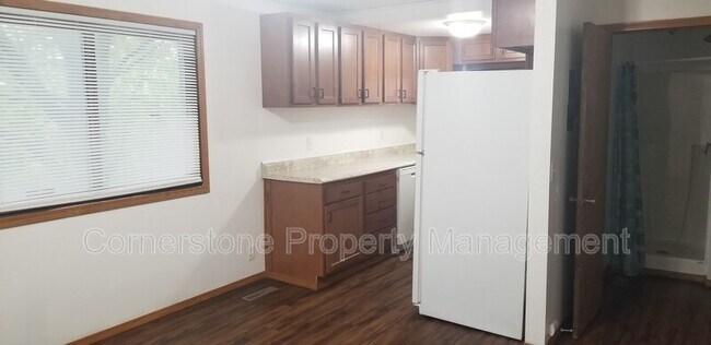 Primary Photo - 121 N 3rd St