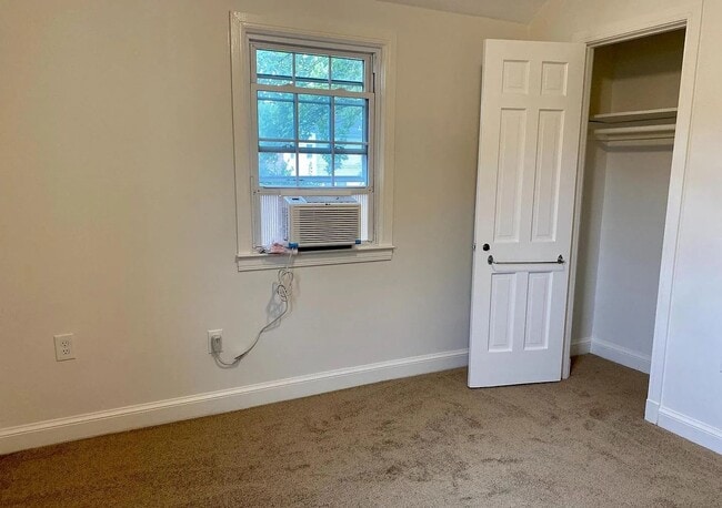 Building Photo - Charming 3BR/1BA Home in Prime Bethesda Location