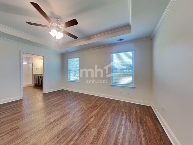 Building Photo - 320 Azore Way