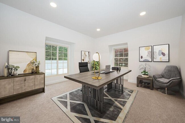 Building Photo - 4103 Laurel Dr