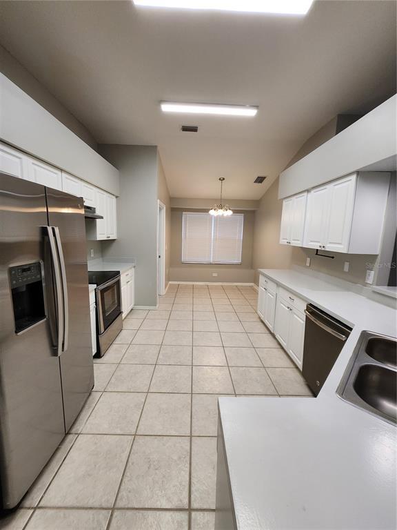 Building Photo - 22707 Roderick Dr