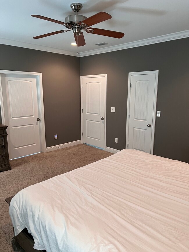 Building Photo - 8283 Calle Mio