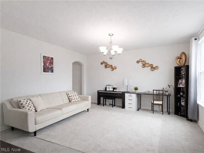 Building Photo - 4509 Millbrook Way