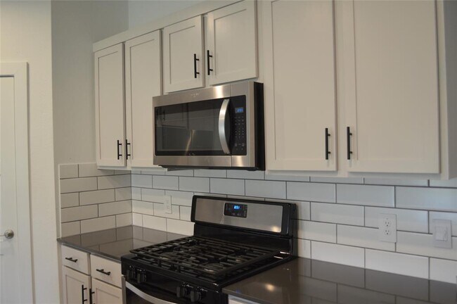 Building Photo - 10313 Cascade Range Ln