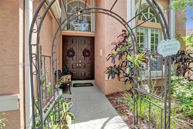 Building Photo - 6204 NW 78th Ct