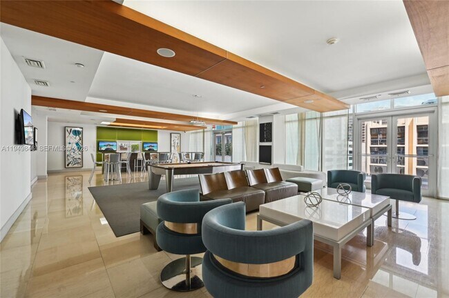 Building Photo - 55 SE 6th St