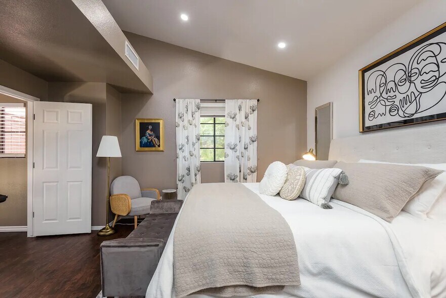 Building Photo - 13597 N 102nd Pl