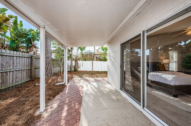 Building Photo - 11502 Glenmont Dr