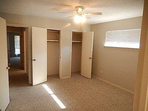 Building Photo - 8403 Lullwater Dr