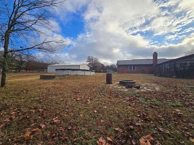 Building Photo - 4 bedroom 2 bath home in Seminole!