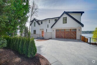 Building Photo - 3Bd/3Ba Sammamish House