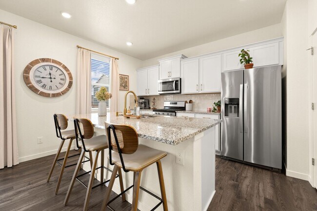 Building Photo - Updated 3-Bedroom Home With 3-Car Garage Close to Commuting, Coffee, and Gym