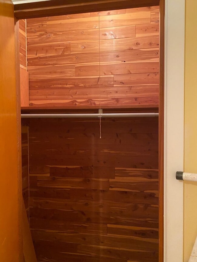 Building Photo - Must see this Beautiful 3/2 home in Village St. George Available NOW