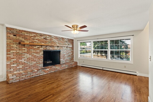 Building Photo - 2407 Virgo Dr