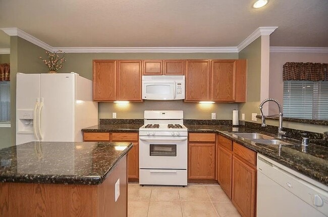 Building Photo - 6137 Lone Prairie Way