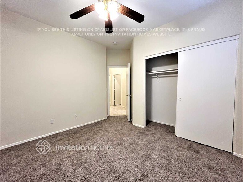 Building Photo - 15722 W Calavar Rd