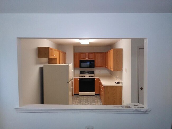 Building Photo - 424 Lackland Ave