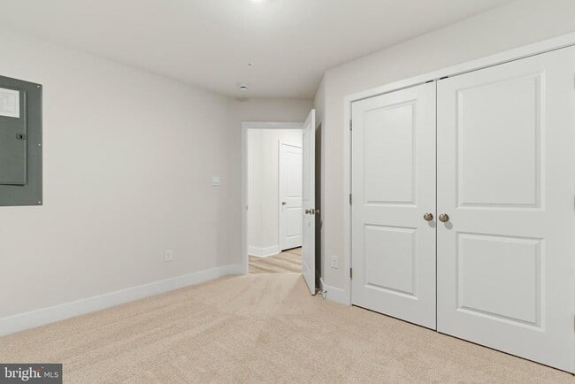 Building Photo - 5229 Manor Park Dr