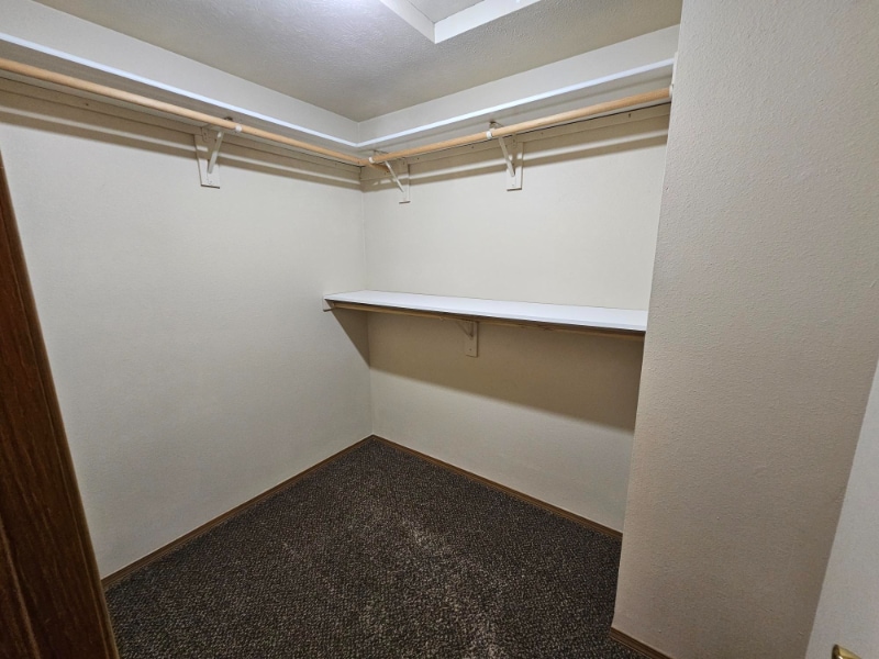 Building Photo - 995 N Boulder Ct