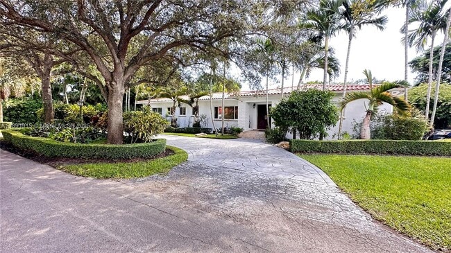 Building Photo - 5780 SW 53rd Terrace