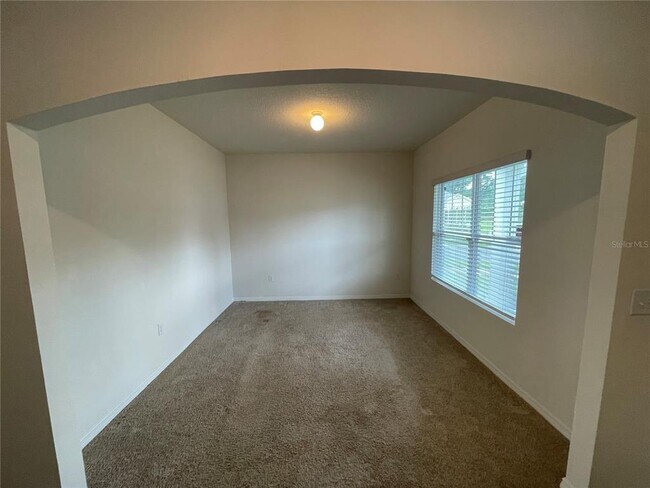 Building Photo - 6065 SW 84th St