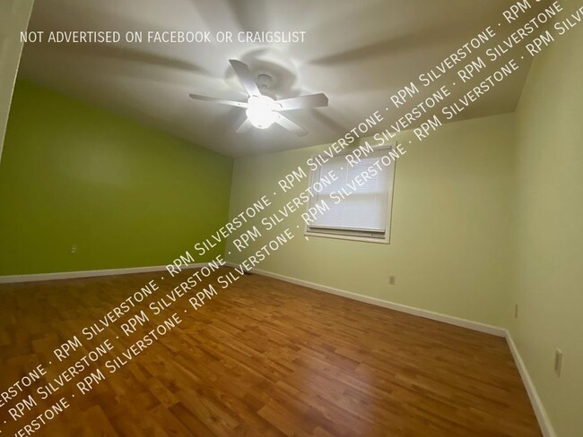 Building Photo - 17381 Washington Ct