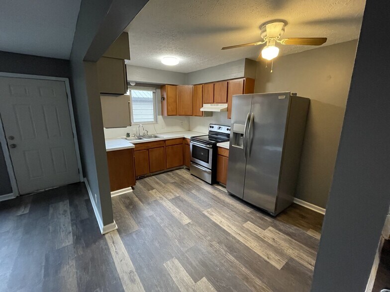 Building Photo - 3533 Dorwil Ct