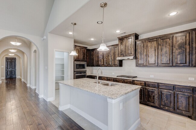 Building Photo - 15609 Canyon Ridge