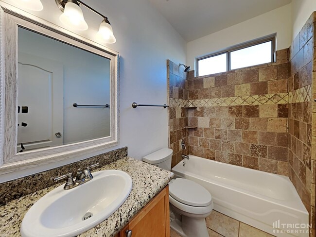 Building Photo - 6147 W Oraibi Dr