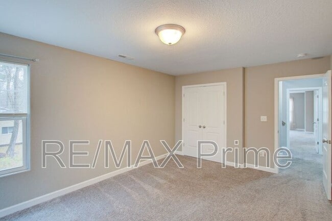 Building Photo - 4158 Pughsville Rd