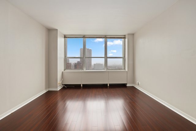 Building Photo - 655 W Irving Park Rd