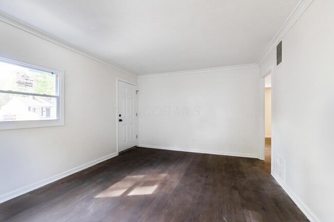 Building Photo - 2778 Grasmere Ave