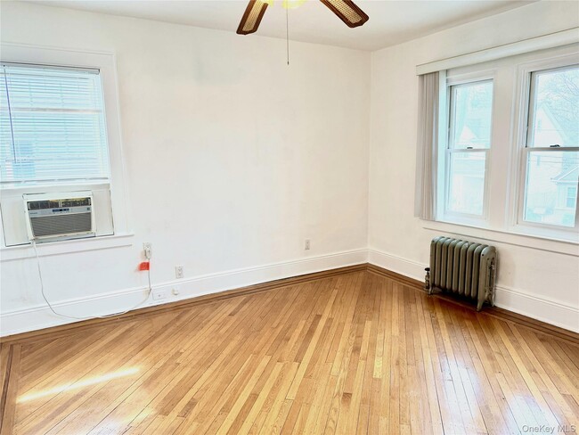 Building Photo - 4623 Arcadia Ln