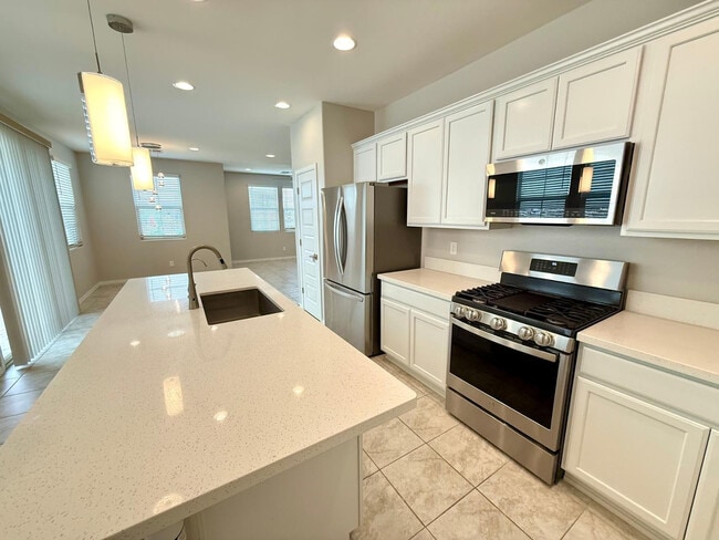 Building Photo - 14220 W Buckskin Trl