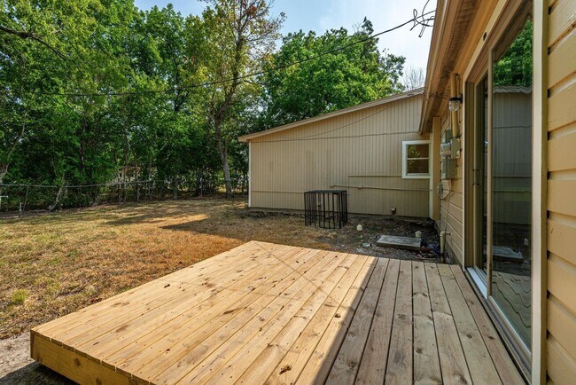 Building Photo - 4123 Dacca Dr