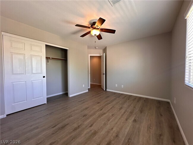 Building Photo - 6631 April Bend Ct